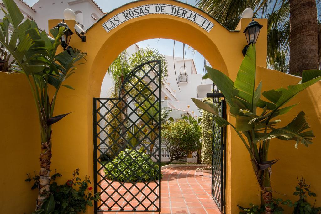 Apartamentos Las Rosas De Capistrano Nerja Extérieur photo