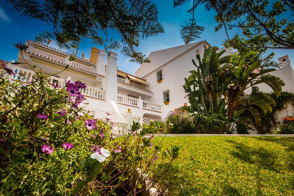 Apartamentos Las Rosas De Capistrano Nerja Extérieur photo