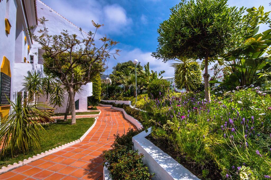 Apartamentos Las Rosas De Capistrano Nerja Extérieur photo
