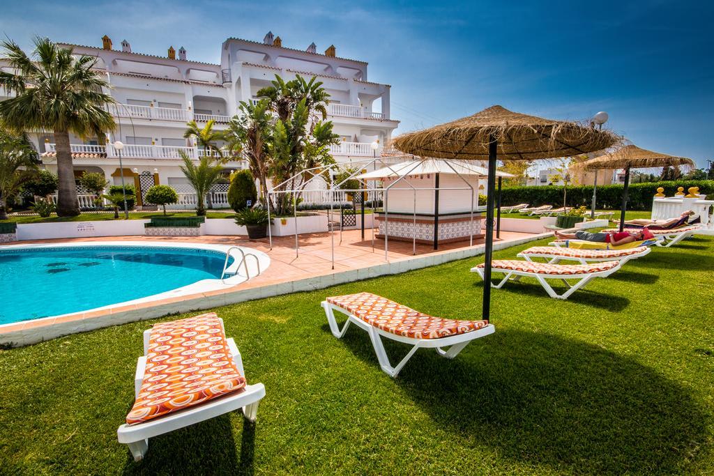 Apartamentos Las Rosas De Capistrano Nerja Extérieur photo