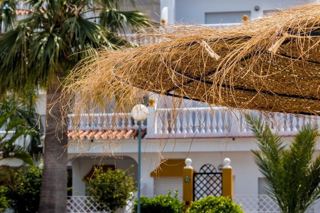 Apartamentos Las Rosas De Capistrano Nerja Extérieur photo