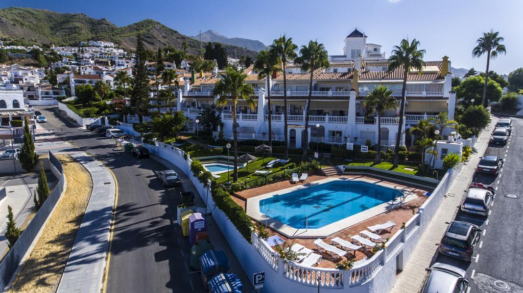 Apartamentos Las Rosas De Capistrano Nerja Extérieur photo